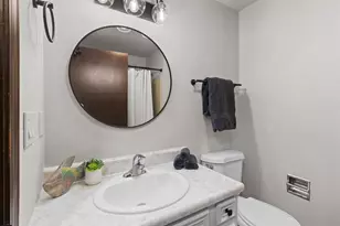 2540 Sun Terrace, Green Bay, WI 54311 - Photo 19