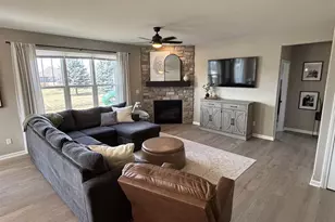 615 Lambert Dr, Slinger, WI 53086 - Photo 7