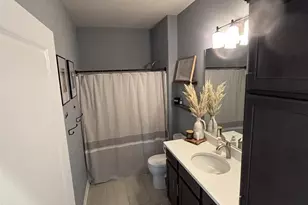 615 Lambert Dr, Slinger, WI 53086 - Photo 17