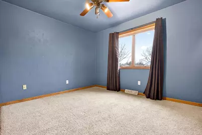 1868 Martingale Lane, Neenah, WI 54956 - Photo 33