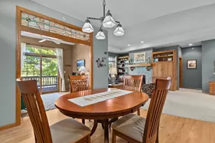 924 E Pondview Ct, Appleton, WI 54913 - Photo 9