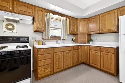 1813 E Pauline Street, Appleton, WI 54911 - Photo 13