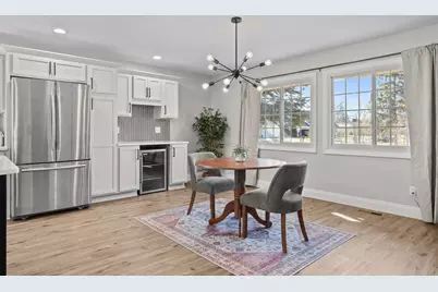 1101 Park Village Drive, Neenah, WI 54956 - Photo 15