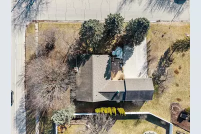 1101 Park Village Drive, Neenah, WI 54956 - Photo 53