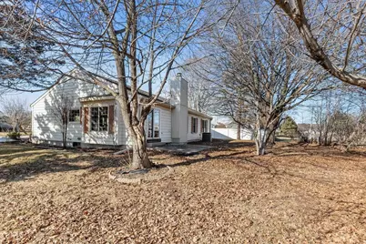 1101 Park Village Drive, Neenah, WI 54956 - Photo 51