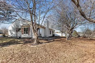 1101 Park Village Dr, Neenah, WI 54956 - Photo 51