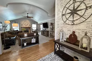 2169 Kensington Dr, Green Bay, WI 54311 - Photo 5