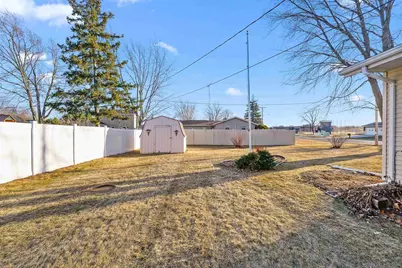 225 Center Street, North Fond du Lac, WI 54937 - Photo 33