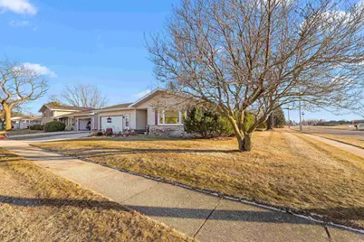 225 Center Street, North Fond du Lac, WI 54937 - Photo 27