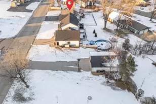 1836 Oshkosh St, New London, WI 54961 - Photo 15