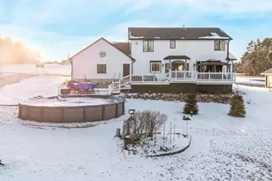 1836 Oshkosh St, New London, WI 54961 - Photo 11