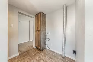 1202 S Pearl St, New London, WI 54961 - Photo 9