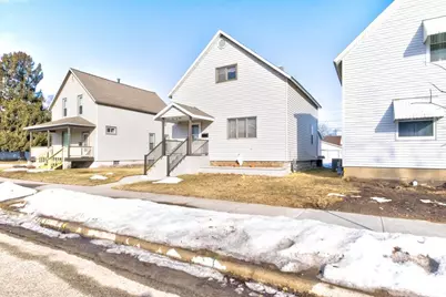 1166 Daggett Street, Marinette, WI 54143 - Photo 3