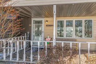 198 McKinley Ave, Clintonville, WI 54929 - Photo 3