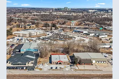 1040 Circle Drive, Green Bay, WI 54304 - Photo 41