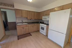 65 Myrna Jane Dr, Oshkosh, WI 54902 - Photo 5