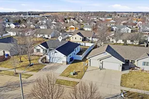 2060 Meadowview St, Kaukauna, WI 54130 - Photo 37