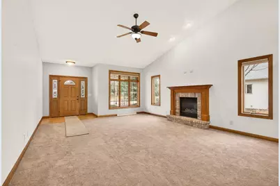 4742 N Providence Avenue, Appleton, WI 54913 - Photo 9