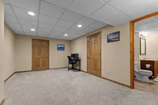 1827 Orchard Blossom Dr, Appleton, WI 54915 - Photo 49