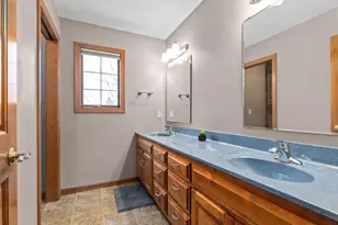 1827 Orchard Blossom Dr, Appleton, WI 54915 - Photo 43