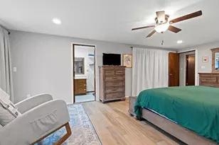 1945 Everbreeze Rd, Green Bay, WI 54304 - Photo 17