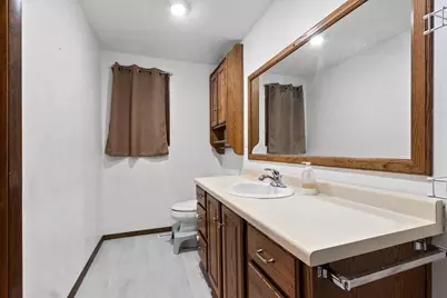 1945 Everbreeze Road, Green Bay, WI 54304 - Photo 19