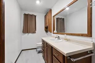 1945 Everbreeze Rd, Green Bay, WI 54304 - Photo 19