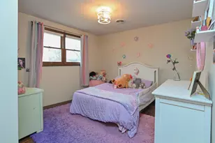 747 Bordeaux, Green Bay, WI 54301 - Photo 25