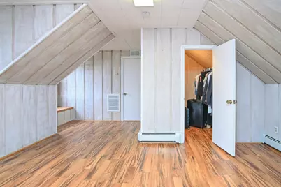 747 Bordeaux, Green Bay, WI 54301 - Photo 29