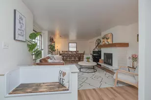 747 Bordeaux, Green Bay, WI 54301 - Photo 3