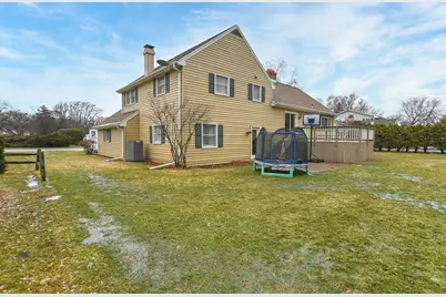 747 Bordeaux, Green Bay, WI 54301 - Photo 41