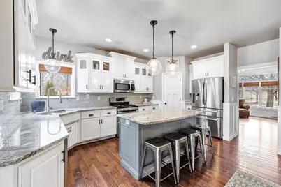 1247 Folkestone Drive, Green Bay, WI 54313 - Photo 9