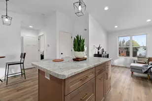 305 W Smith Ave, Oshkosh, WI 54901 - Photo 7