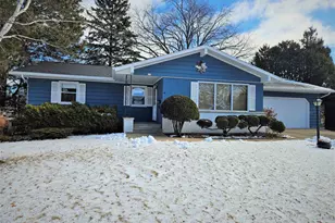 612 S Westfield St, Oshkosh, WI 54902 - Photo 1