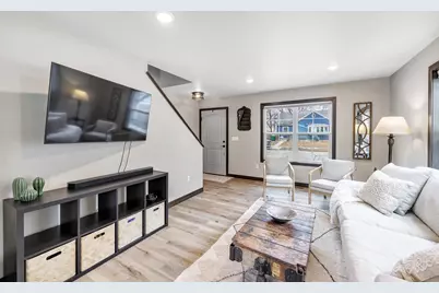 1231 S Greenwood Avenue, Green Bay, WI 54304 - Photo 5