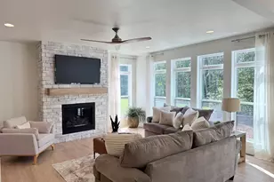 W5875 Delta Dr, Menasha, WI 54952 - Photo 3