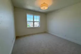 W5875 Delta Dr, Menasha, WI 54952 - Photo 27