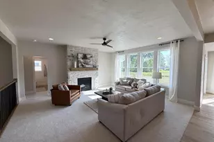 N8864 Galway Ln, Menasha, WI 54952 - Photo 3