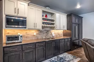 405 Woodfield Prairie Way, Hobart, WI 54155 - Photo 31