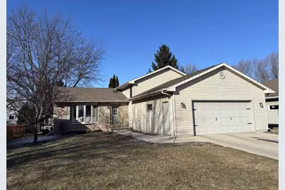 981 Bluehill Avenue, Fond du Lac, WI 54935 - Photo 1