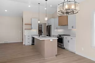 1680 Trefoil Trail, Green Bay, WI 54313 - Photo 25