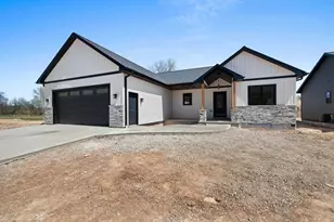 1680 Trefoil Trail, Green Bay, WI 54313 - Photo 1