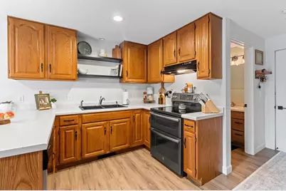 1933 Anita Court, Appleton, WI 54913 - Photo 13