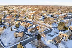 950 Clover St, Menasha, WI 54952 - Photo 25