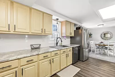 950 Clover Street, Menasha, WI 54952 - Photo 9