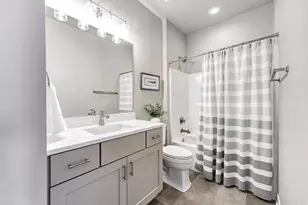 2479 Orion Cir, Green Bay, WI 54311 - Photo 7