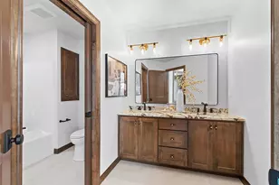 302 Lansdowne St, De Pere, WI 54115 - Photo 43