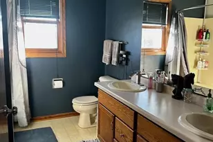 611 Marcks Ct, Luxemburg, WI 54217 - Photo 13