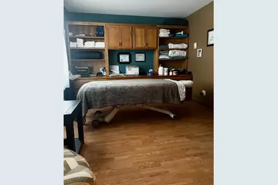 611 Marcks Court, Luxemburg, WI 54217 - Photo 17