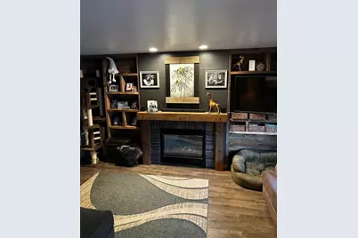 611 Marcks Court, Luxemburg, WI 54217 - Photo 7